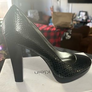 Calvin Klein Sarika Snake heels size 9